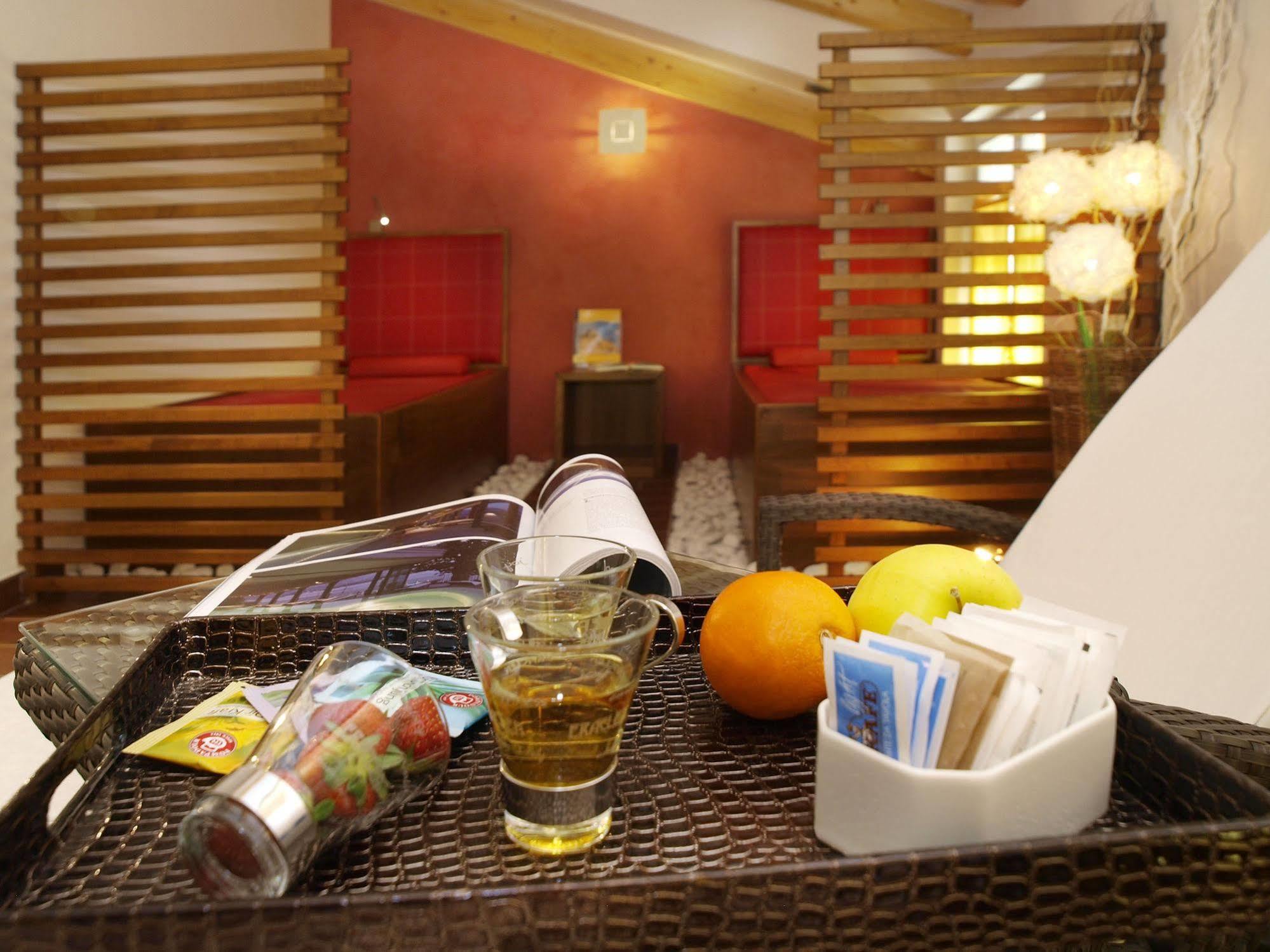 Hotel Garni Corallo トルボレ エクステリア 写真