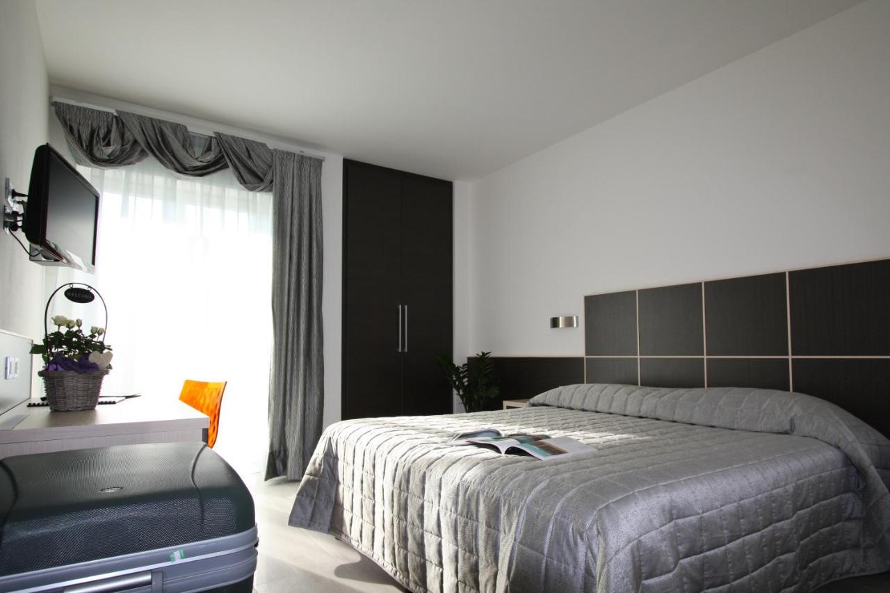 Hotel Garni Corallo トルボレ エクステリア 写真